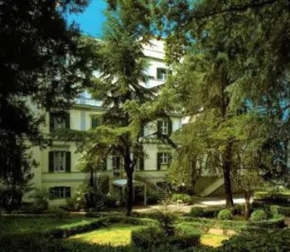 Hotel Villa Aricia Арічча Екстер'єр фото