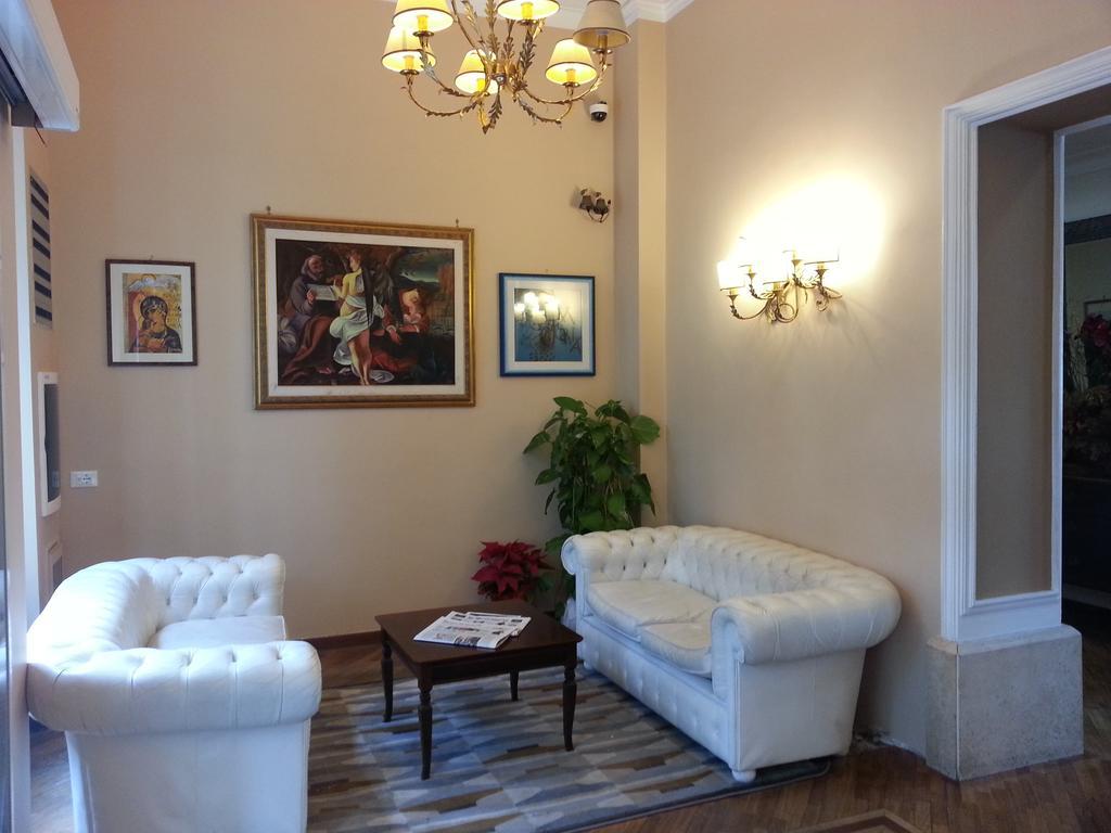 Hotel Villa Aricia Арічча Екстер'єр фото